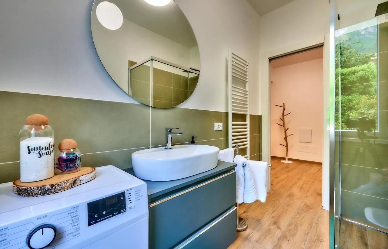 La Casa Di Lucia Apartment Lierna